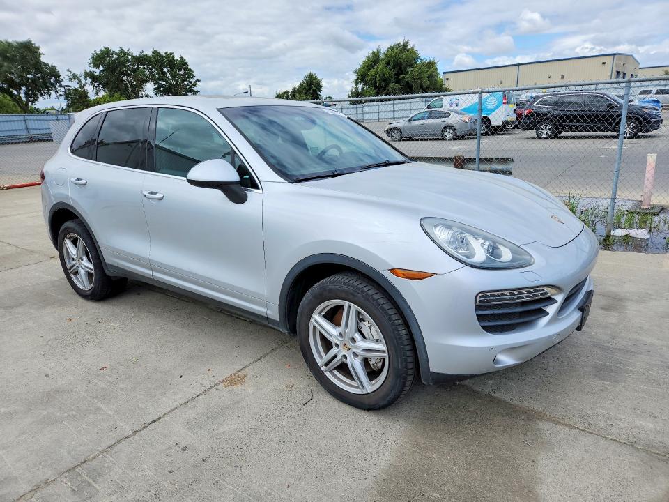 54102876 :رقم المزاد ، WP1AB2A29BLA48445 vin ، 2011 Porsche Cayenne مزاد بيع