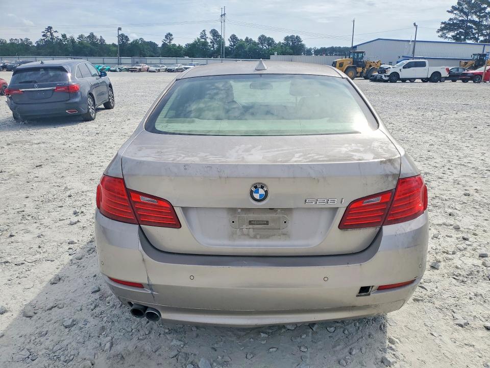 2014 Bmw 528 მანქანა იყიდება აუქციონზე, vin: WBA5A5C51ED500155, აუქციონის ნომერი: 52937766