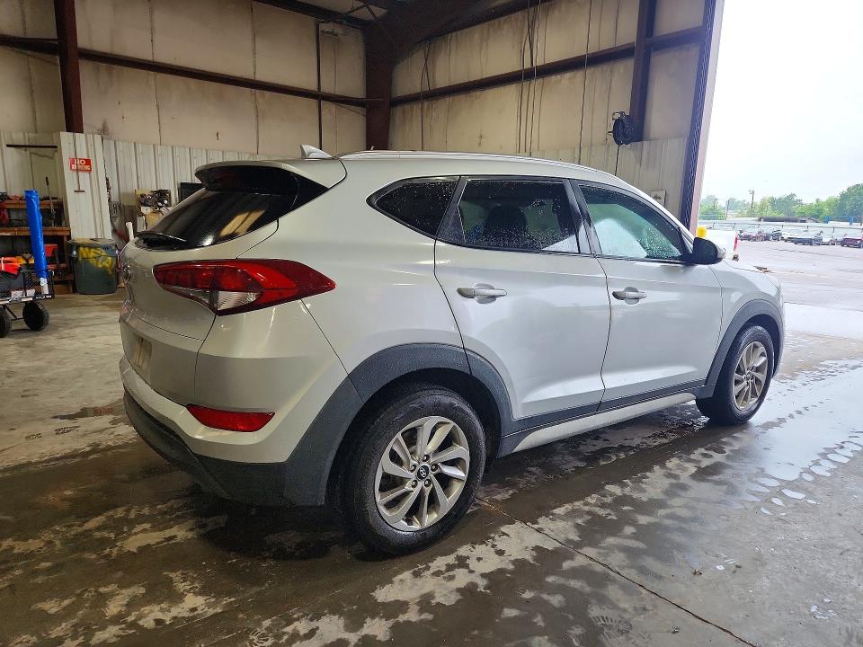 Продаж на аукціоні авто 2018 Hyundai Tucson, vin: KM8J33A42JU680410, номер лоту: 55238966