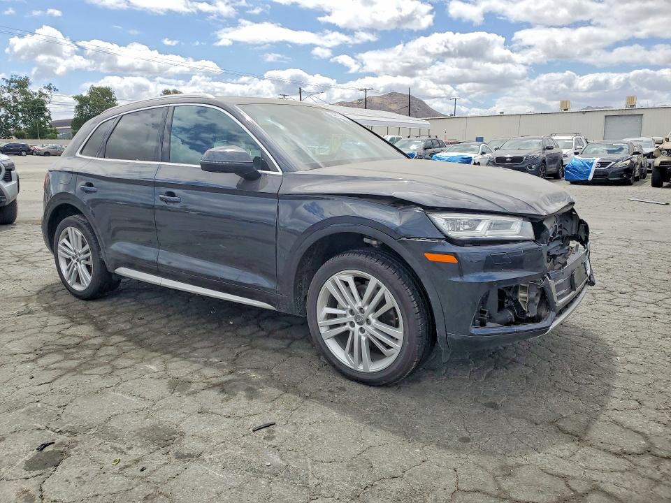 54884056 :رقم المزاد ، WA1BNAFY7K2102717 vin ، 2019 Audi Q5 مزاد بيع