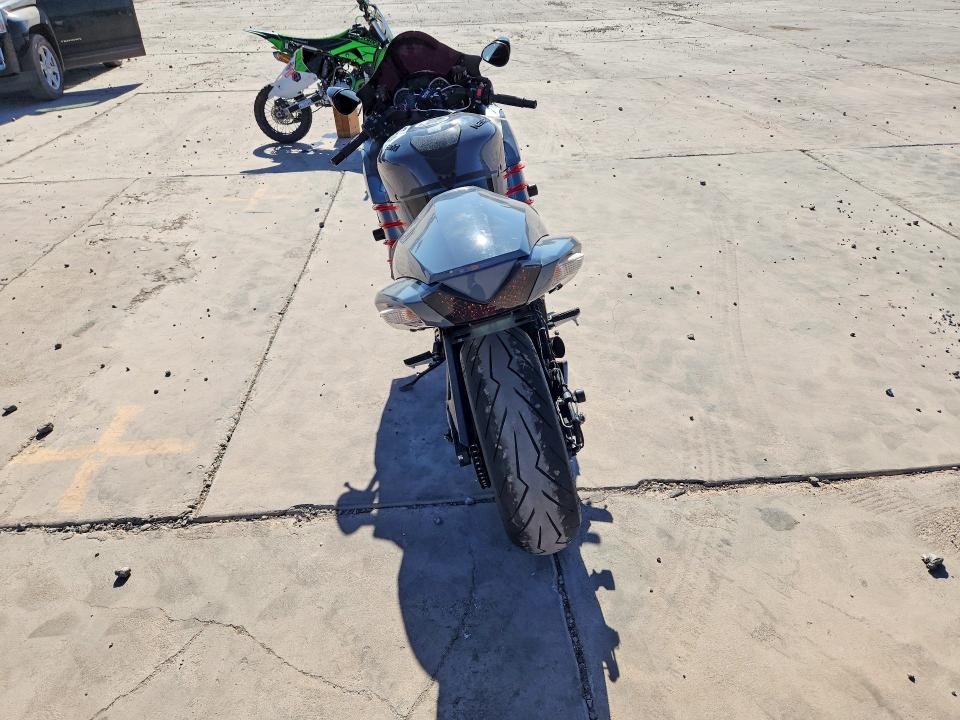 54252376 :رقم المزاد ، JKBZXNJ17MA013132 vin ، 2021 Kawasaki Zx1400 مزاد بيع