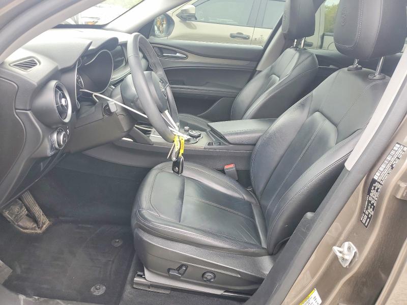 52447536 :رقم المزاد ، ZASPAKBN7K7C34217 vin ، 2019 Alfa Romeo Stelvio مزاد بيع