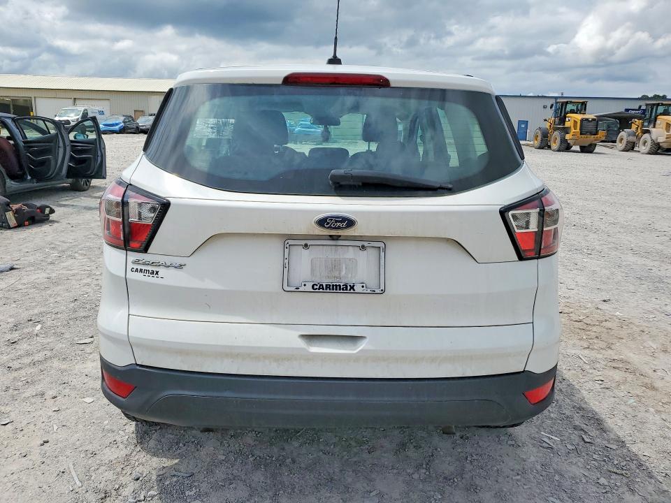 2017 Ford Escape მანქანა იყიდება აუქციონზე, vin: 1FMCU0F77HUB98226, აუქციონის ნომერი: 52518106