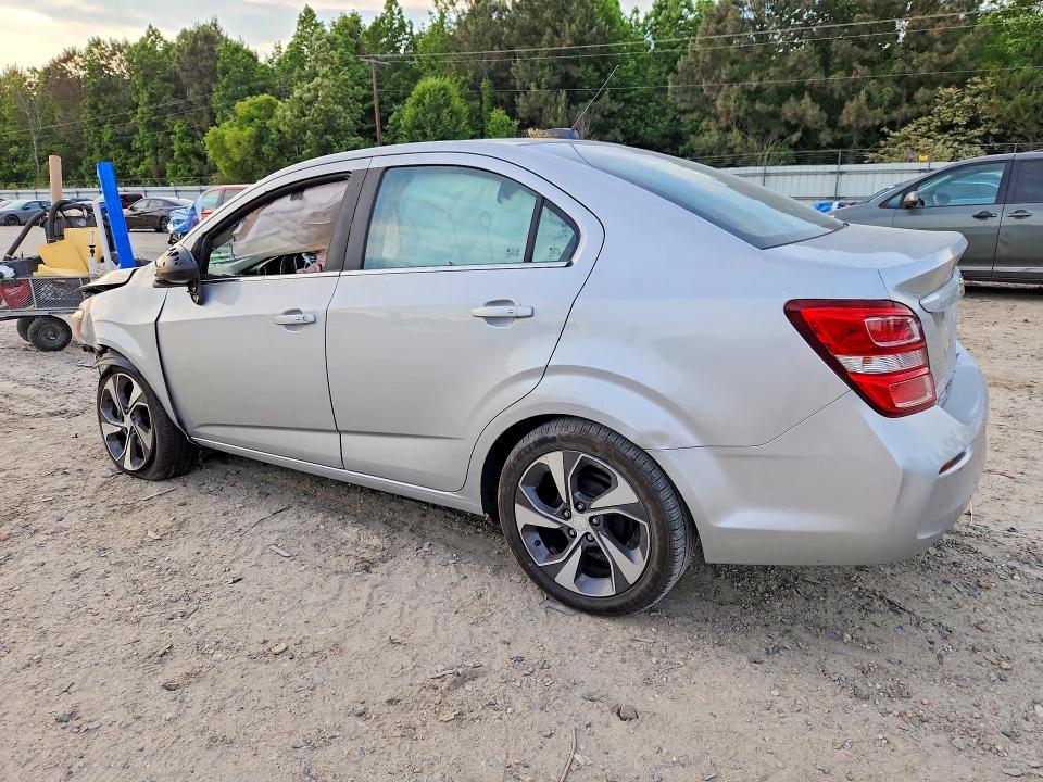 2018 Chevrolet Sonic მანქანა იყიდება აუქციონზე, vin: 1G1JF5SB2J4107049, აუქციონის ნომერი: 52424146