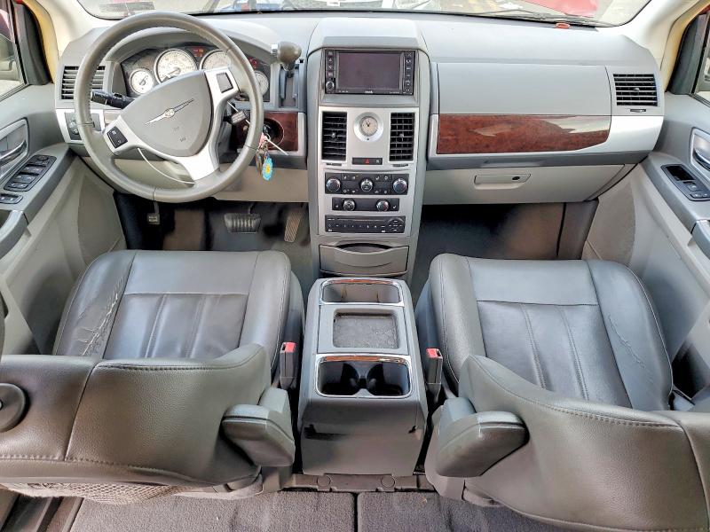 Продажа на аукционе авто 2010 Chrysler Town & Country, vin: 2A4RR5D14AR151678, номер лота: 53917216