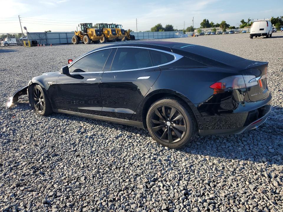 54707906 :رقم المزاد ، 5YJSA1H17EFP64297 vin ، 2014 Tesla Model S مزاد بيع