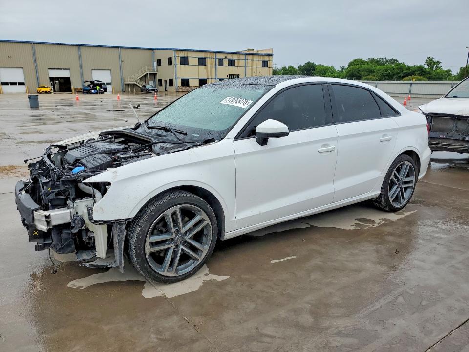 Продаж на аукціоні авто 2020 Audi A3, vin: WAUAUGFF2LA103851, номер лоту: 51895076