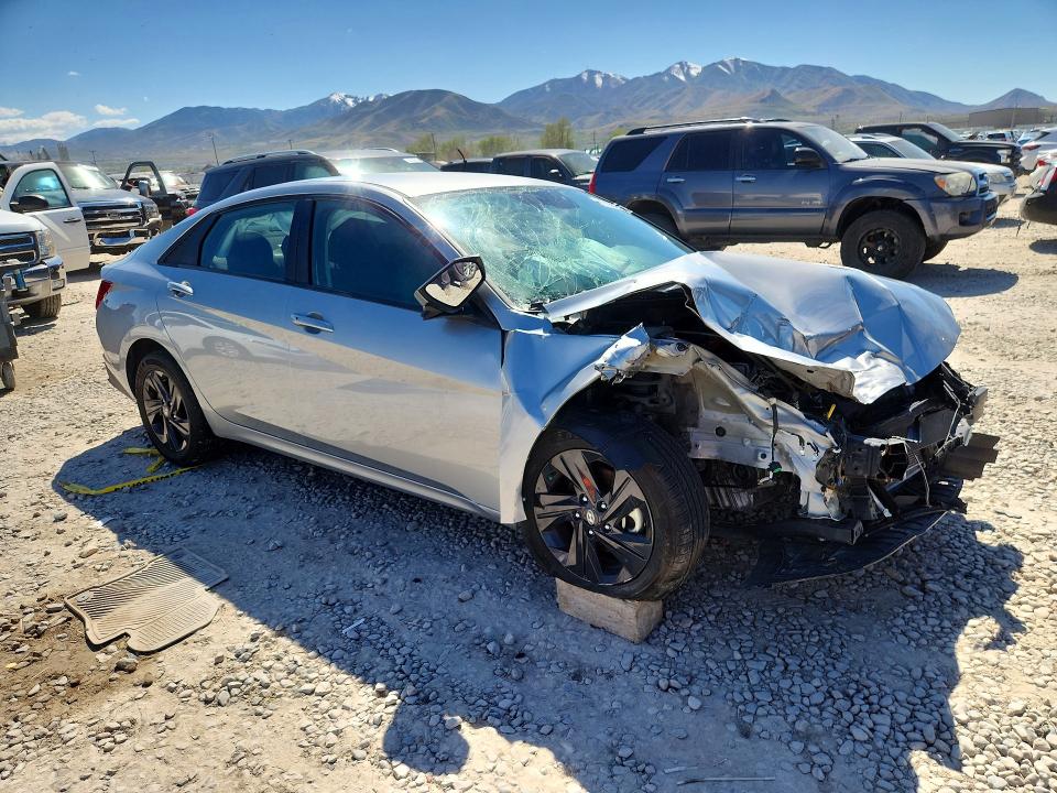 2022 Hyundai Elantra მანქანა იყიდება აუქციონზე, vin: 5NPLM4AG0NH075246, აუქციონის ნომერი: 51354626