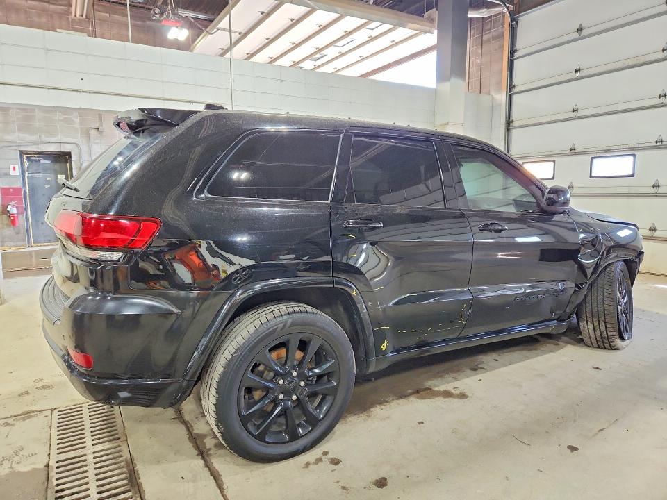 Продажа на аукционе авто 2018 Jeep Grand Cherokee, vin: 1C4RJFAG2JC501779, номер лота: 52899786