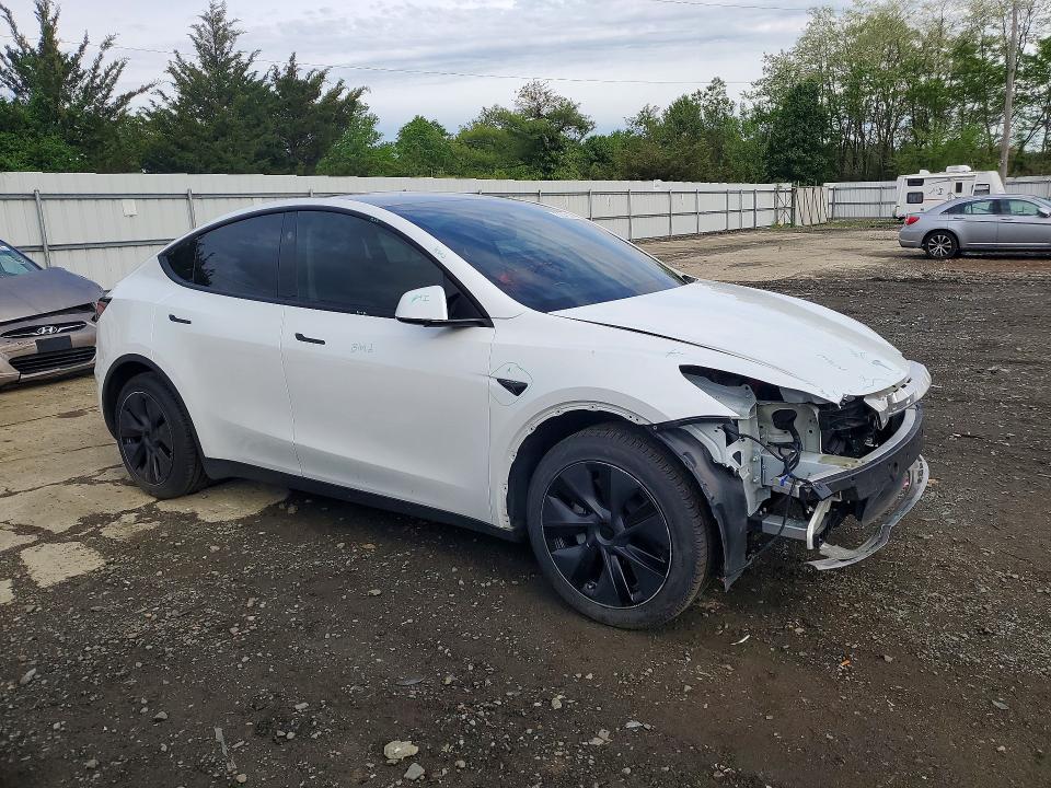 Продаж на аукціоні авто 2025 Tesla Model Y, vin: 7SAYGDEE5SF290334, номер лоту: 52847036