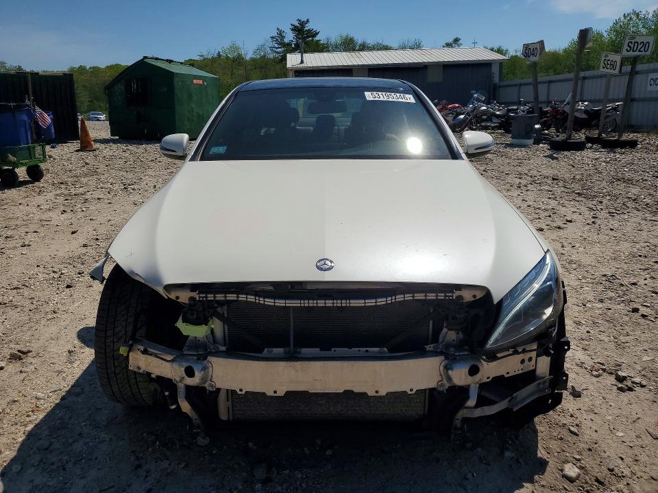 53195346 :رقم المزاد ، 55SWF4KB5GU099942 vin ، 2016 Mercedes-benz C مزاد بيع
