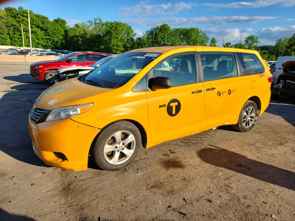 Продажа на аукционе авто 2016 Toyota Sienna, vin: 5TDZK3DC8GS701187, номер лота: 55356726