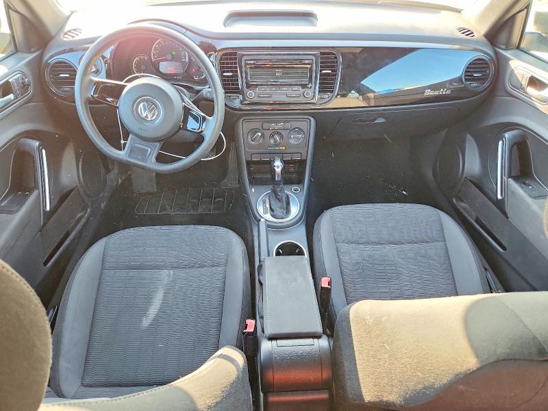 53827416 :رقم المزاد ، 3VWF17AT2EM642052 vin ، 2014 Volkswagen Beetle مزاد بيع