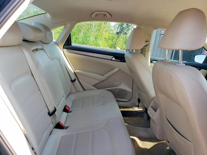 Продажа на аукционе авто 2015 Volkswagen Passat, vin: 1VWAT7A39FC116332, номер лота: 53572356