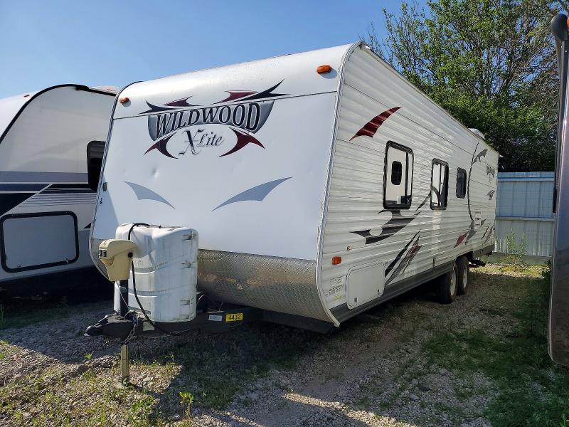 51770246 :رقم المزاد ، 4X4TWDB21CR342827 vin ، 2012 Wildwood Recreational Vehicle (rv) مزاد بيع
