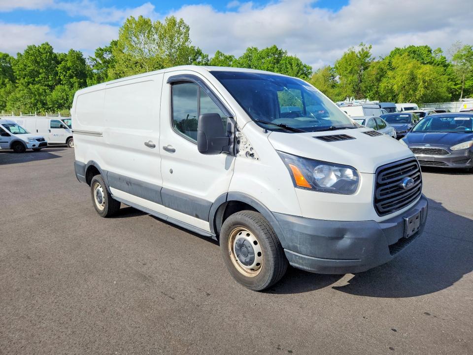 51818136 :رقم المزاد ، 1FTYR1YM9KKA45676 vin ، 2019 Ford Transit مزاد بيع