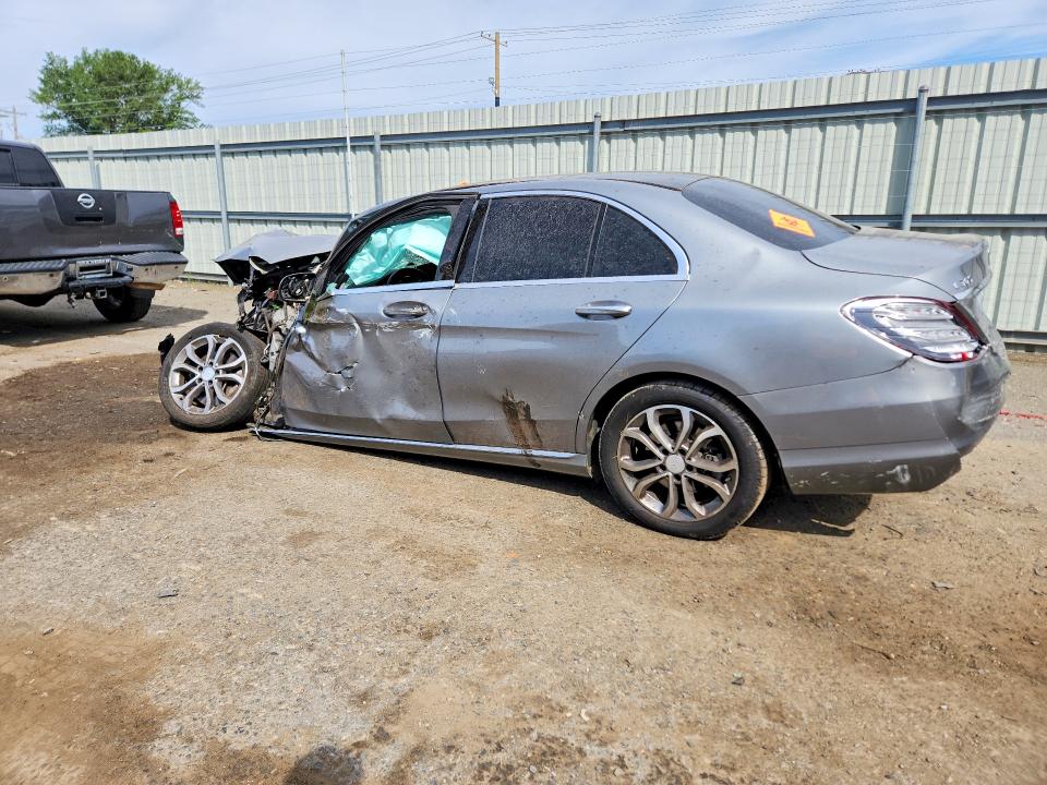 2015 Mercedes-benz C მანქანა იყიდება აუქციონზე, vin: 55SWF4KB0FU033619, აუქციონის ნომერი: 52782406