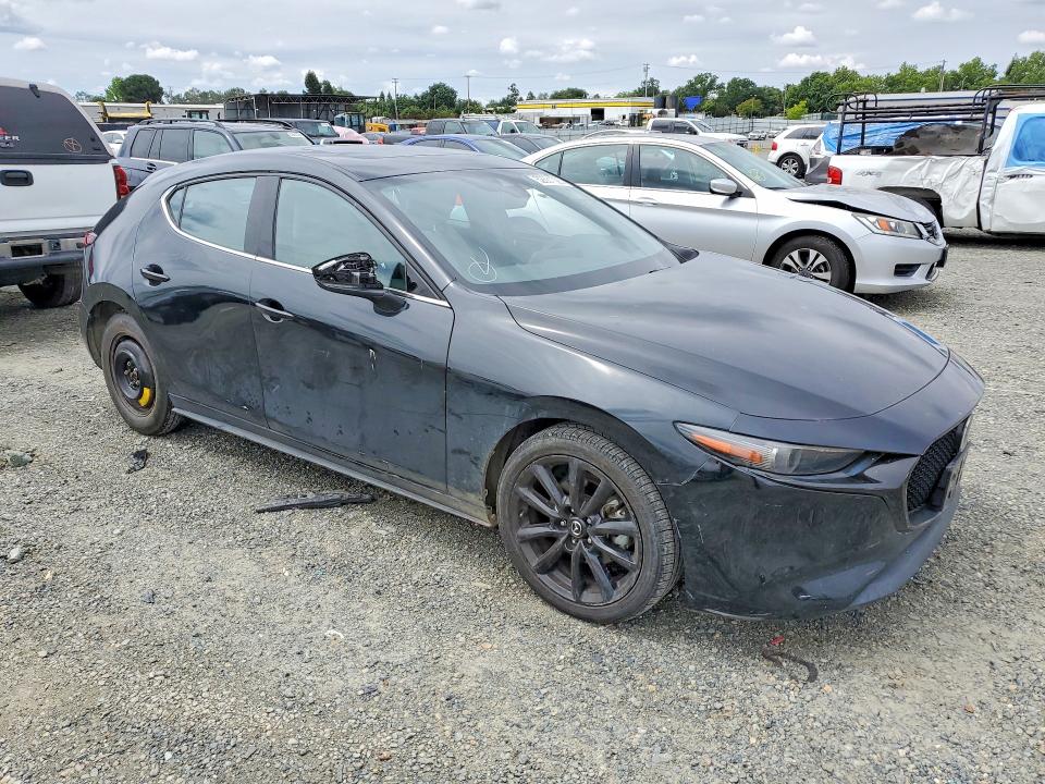 Продажа на аукционе авто 2021 Mazda 3, vin: JM1BPBJY4M1403743, номер лота: 52601026