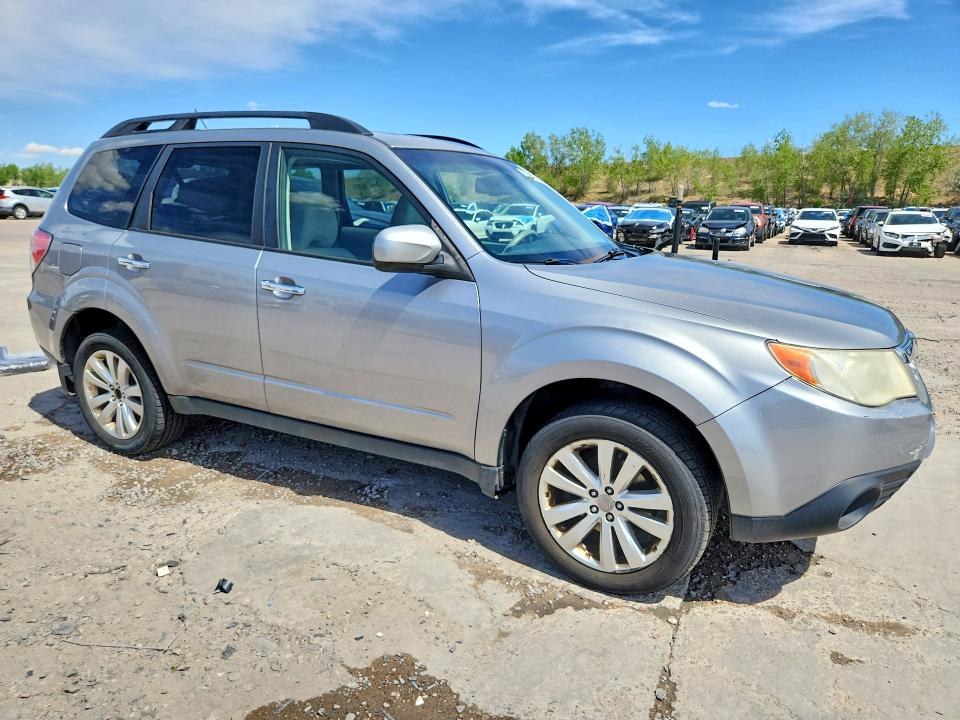 53766516 :رقم المزاد ، JF2SHBDC3BH730038 vin ، 2011 Subaru Forester مزاد بيع