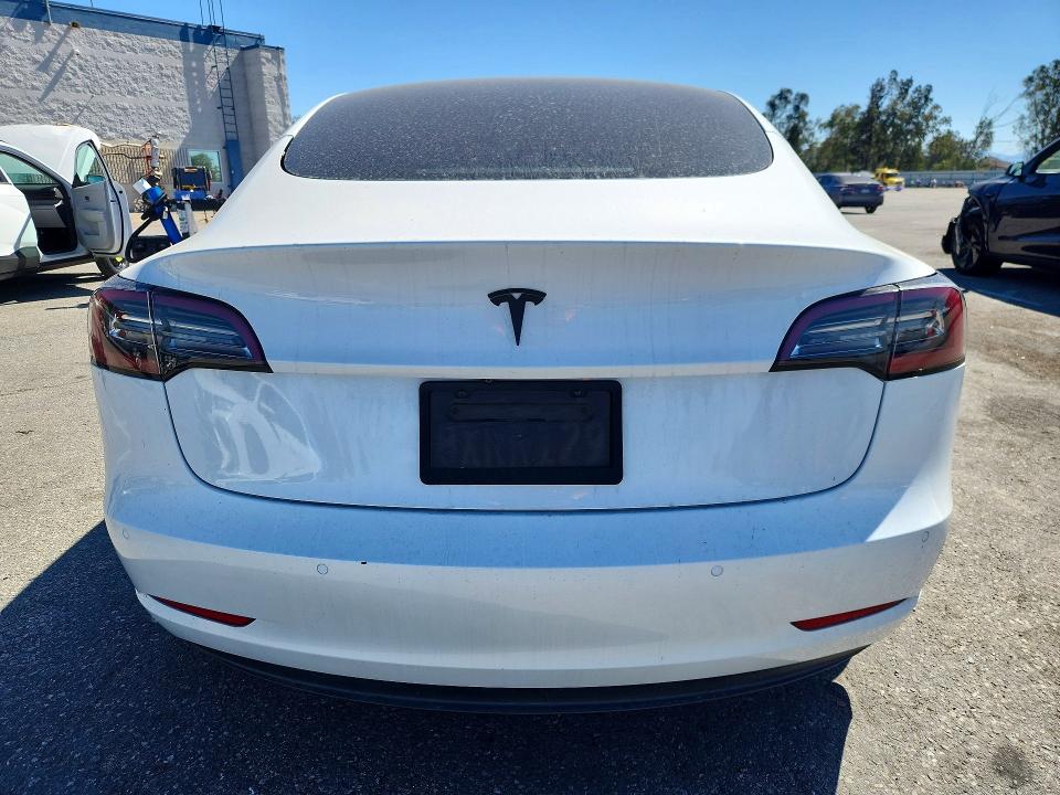 Продажа на аукционе авто 2021 Tesla Model 3, vin: 5YJ3E1EA1MF020707, номер лота: 52756816