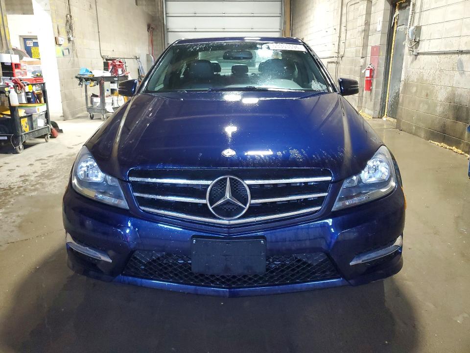 Продажа на аукционе авто 2014 Mercedes-benz C, vin: WDDGF8AB6EA930827, номер лота: 53353596
