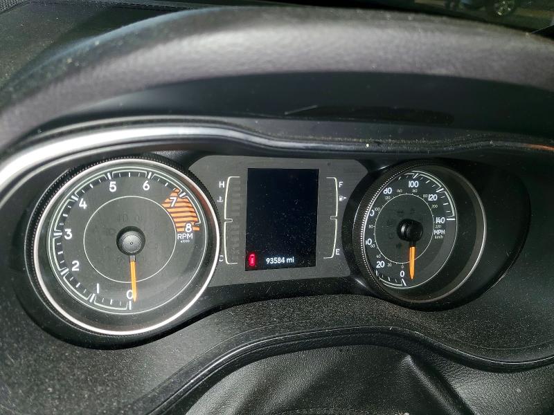 51766306 :رقم المزاد ، 1C4PJMCX3KD128210 vin ، 2019 Jeep Cherokee مزاد بيع