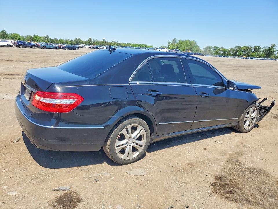 53069526 :رقم المزاد ، WDDHF5GBXBA362264 vin ، 2011 Mercedes-benz E مزاد بيع