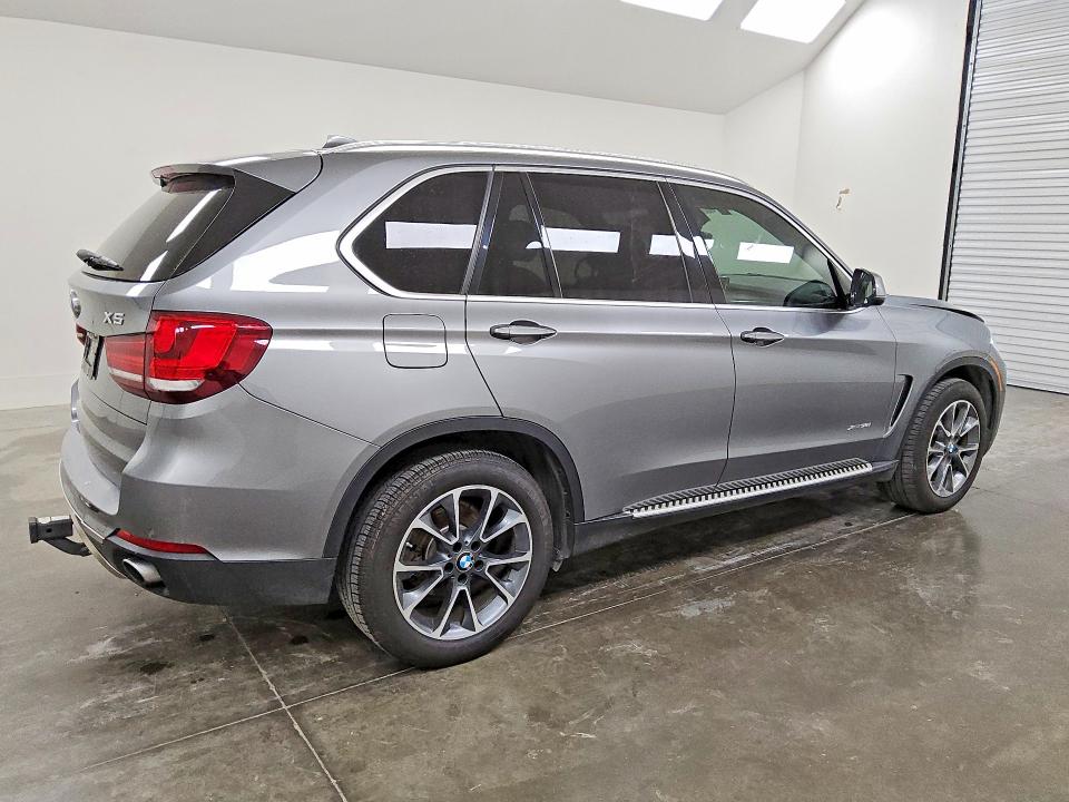 Продаж на аукціоні авто 2017 Bmw X5, vin: 5UXKR0C39H0X78666, номер лоту: 52489086