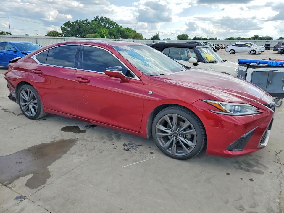 52848626 :رقم المزاد ، 58AGZ1B13LU056323 vin ، 2020 Lexus Es مزاد بيع