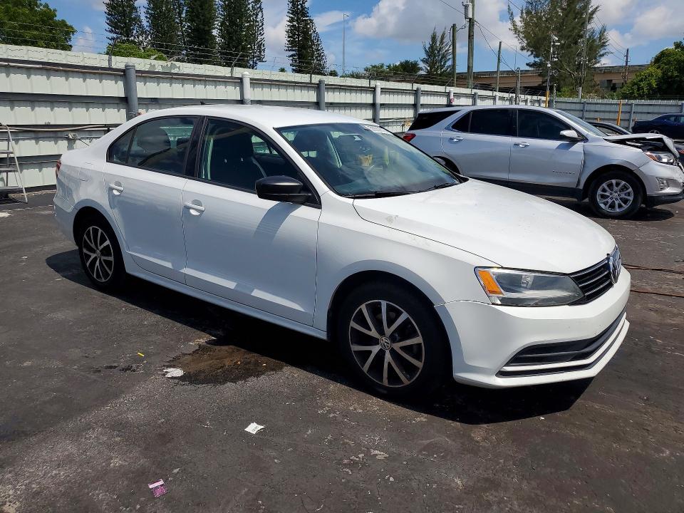 56252376 :رقم المزاد ، 3VWD67AJ9GM341580 vin ، 2016 Volkswagen Jetta مزاد بيع
