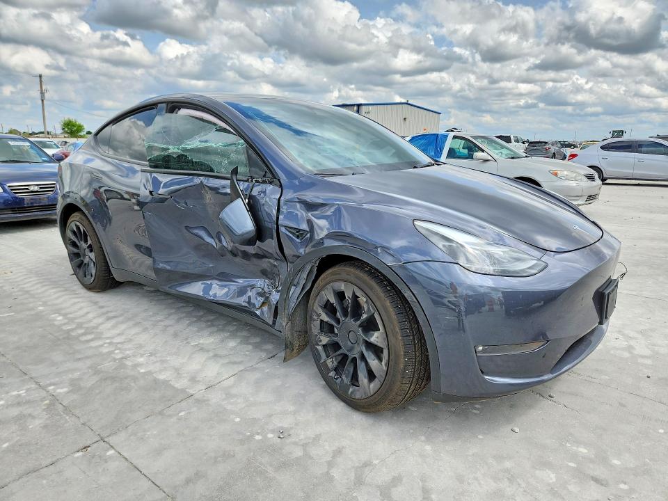 55152416 :رقم المزاد ، 7SAYGDEE5PF833902 vin ، 2023 Tesla Model Y مزاد بيع