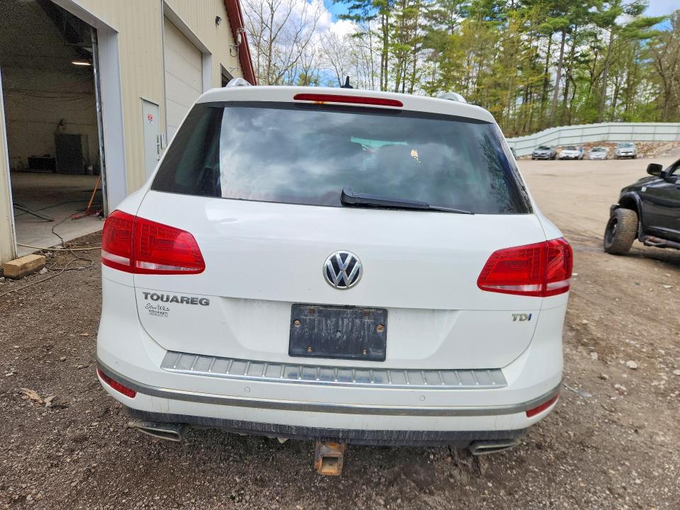 Aukcja sprzedaży 2015 Volkswagen Touareg, vin: WVGEP9BP2FD003219, numer aukcji: 52782346