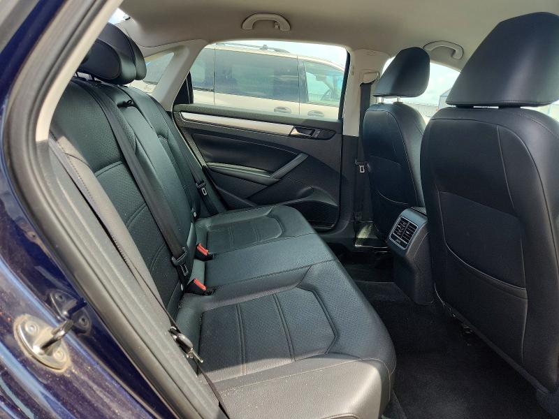 2013 Volkswagen Passat მანქანა იყიდება აუქციონზე, vin: 1VWBP7A38DC086228, აუქციონის ნომერი: 54832806