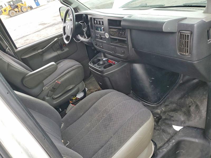 52472486 :رقم المزاد ، 1GTW7AFG9J1903078 vin ، 2018 Gmc Savana مزاد بيع