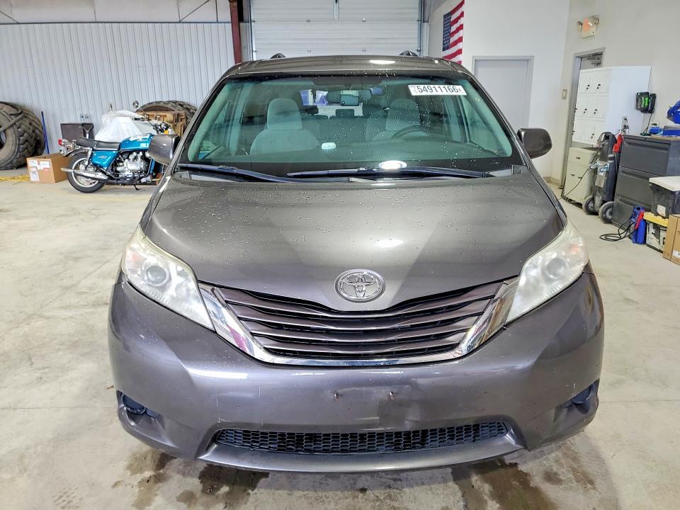 Продаж на аукціоні авто 2017 Toyota Sienna, vin: 5TDJZ3DCXHS163747, номер лоту: 54911166