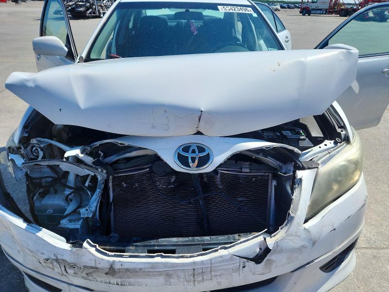 53423496 :رقم المزاد ، 4T1BF3EK7BU728926 vin ، 2011 Toyota Camry مزاد بيع