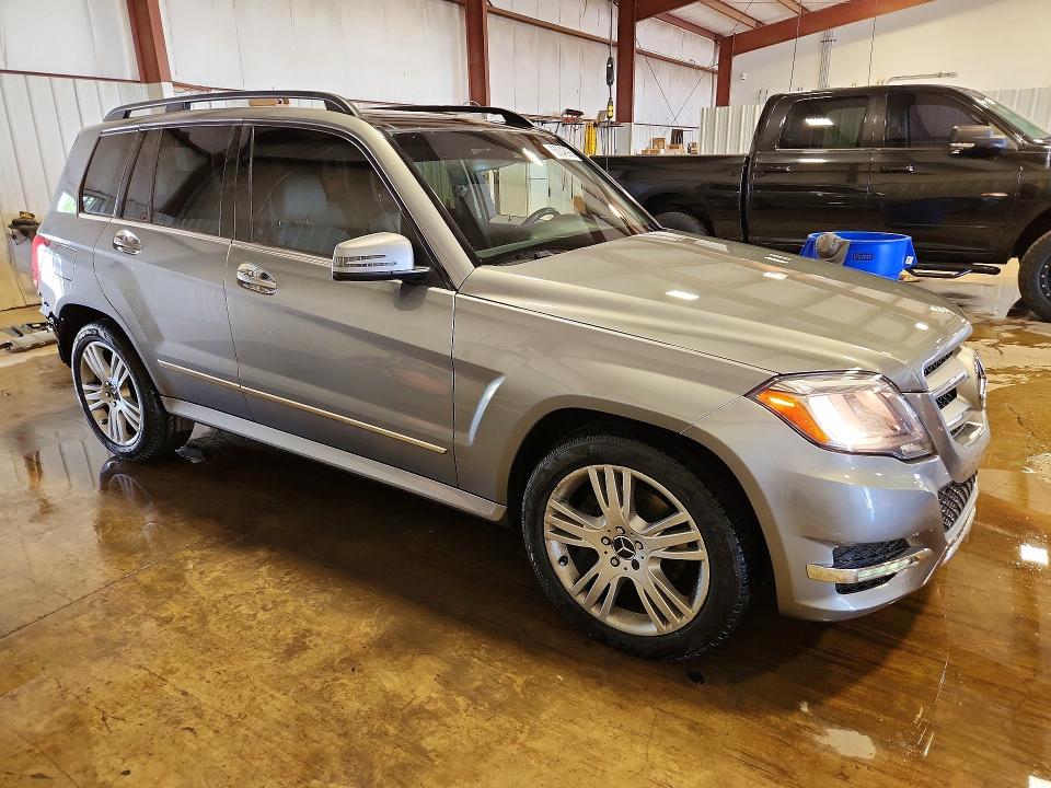 Продаж на аукціоні авто 2015 Mercedes-benz Glk, vin: WDCGG8JB5FG410621, номер лоту: 55046986