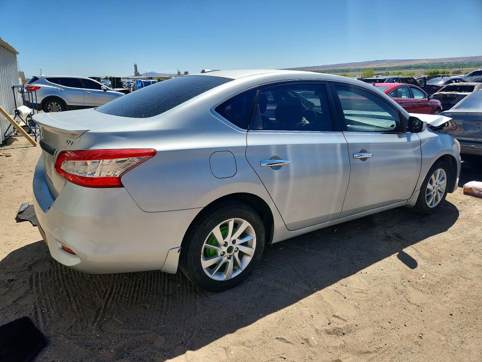 52803986 :رقم المزاد ، 3N1AB7AP7FY313177 vin ، 2015 Nissan Sentra مزاد بيع
