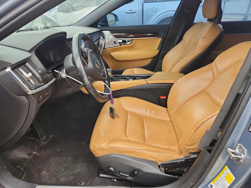 Продажа на аукционе авто 2018 Volvo S90, vin: LVY982MK2JP037592, номер лота: 54188536