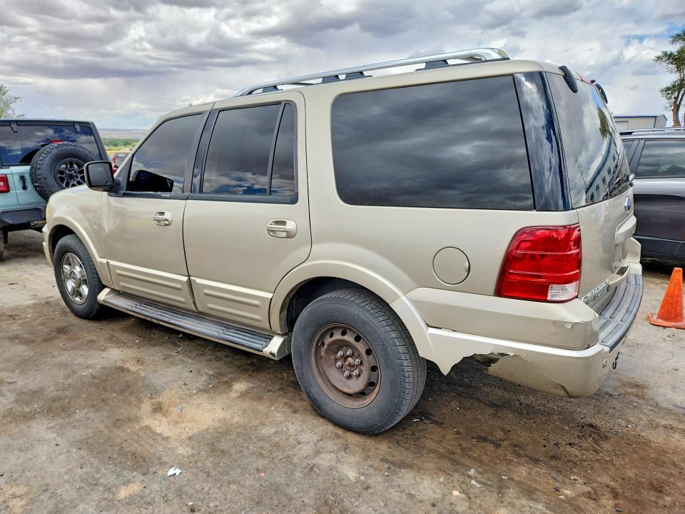 2005 Ford Expedition მანქანა იყიდება აუქციონზე, vin: 1FMFU20535LA58675, აუქციონის ნომერი: 52657376