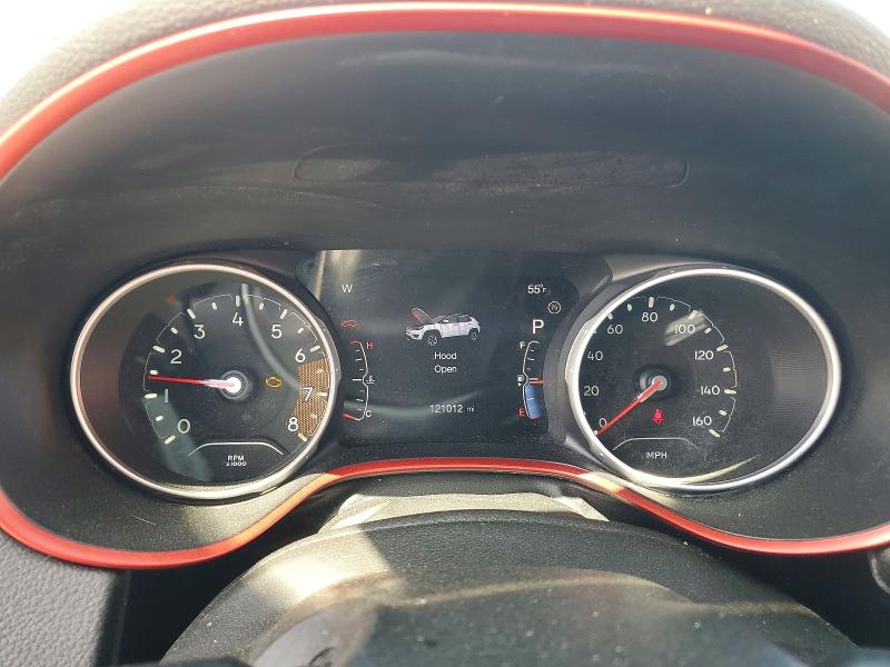 53504246 :رقم المزاد ، 3C4NJDDB7JT143702 vin ، 2018 Jeep Compass مزاد بيع