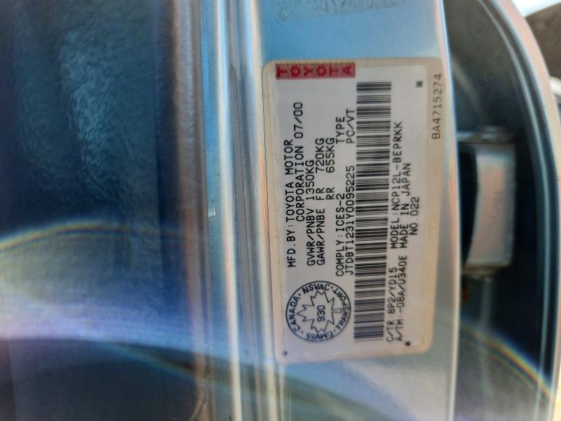 2000 Toyota Echo მანქანა იყიდება აუქციონზე, vin: JTDBT1231Y0095225, აუქციონის ნომერი: 48866006