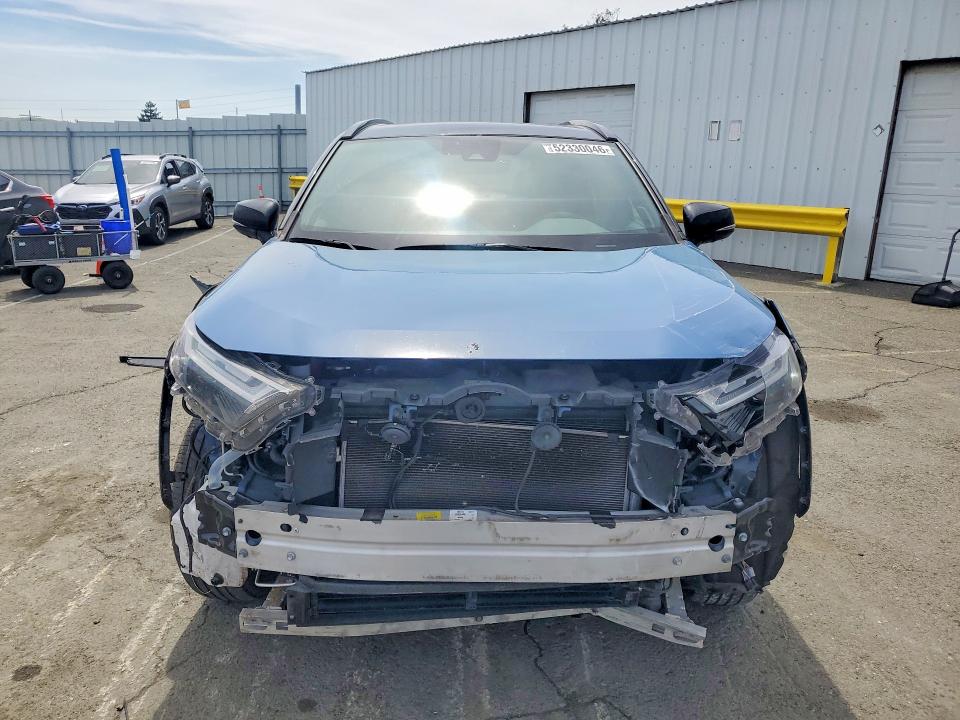 Продажа на аукционе авто 2022 Toyota Rav4, vin: 4T3E6RFV1NU074977, номер лота: 52330046