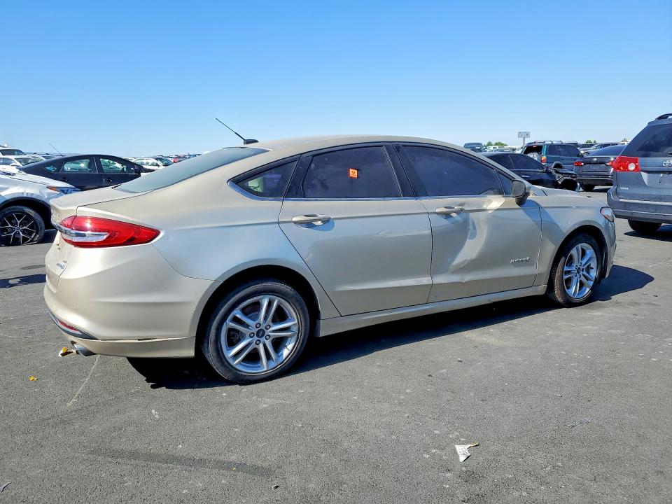 2018 Ford Fusion მანქანა იყიდება აუქციონზე, vin: 3FA6P0LUXJR235081, აუქციონის ნომერი: 54127906