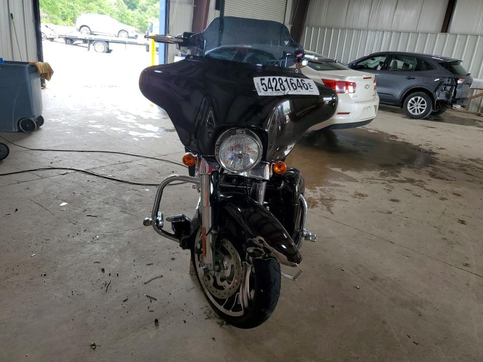 2011 Harley-davidson Flhx მანქანა იყიდება აუქციონზე, vin: 1HD1KB413BB646149, აუქციონის ნომერი: 54281646