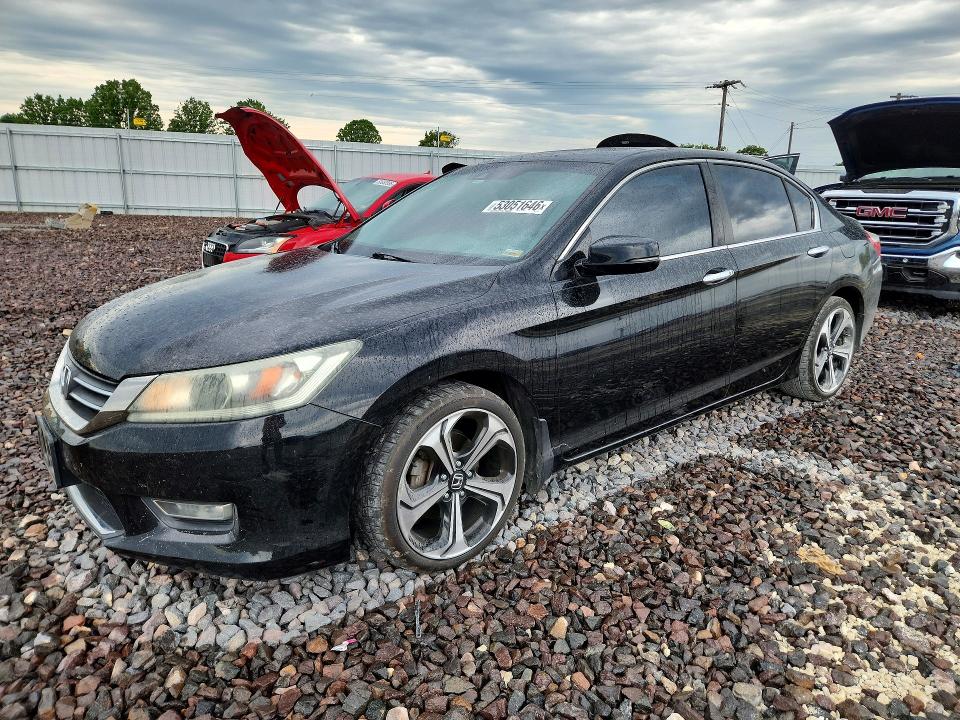 53051646 :رقم المزاد ، 1HGCR2F86DA117997 vin ، 2013 Honda Accord مزاد بيع