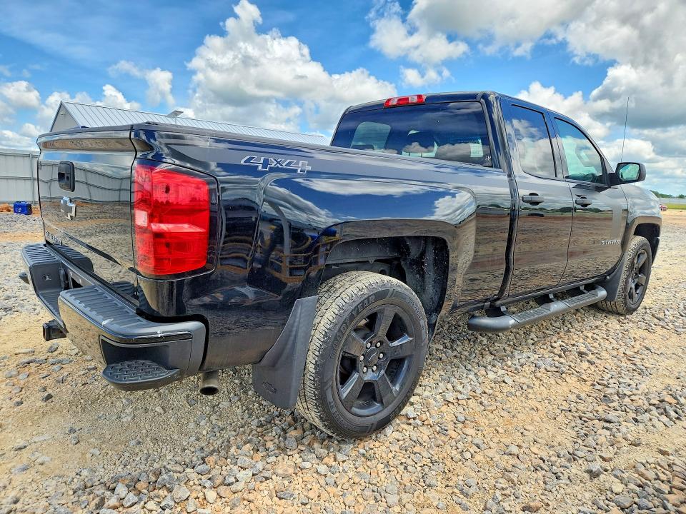 55088526 :رقم المزاد ، 1GCVKPEC3HZ367865 vin ، 2017 Chevrolet Silverado مزاد بيع