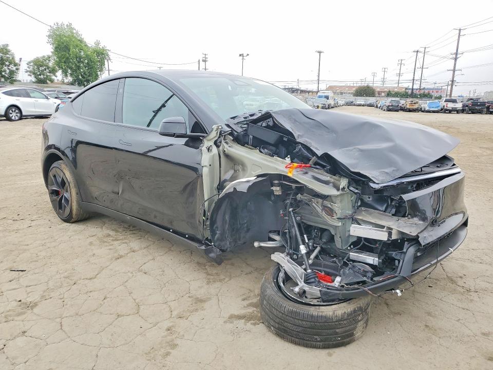 Продаж на аукціоні авто 2026 Tesla Model Y, vin: 7SAYGDET9TA668510, номер лоту: 53414086