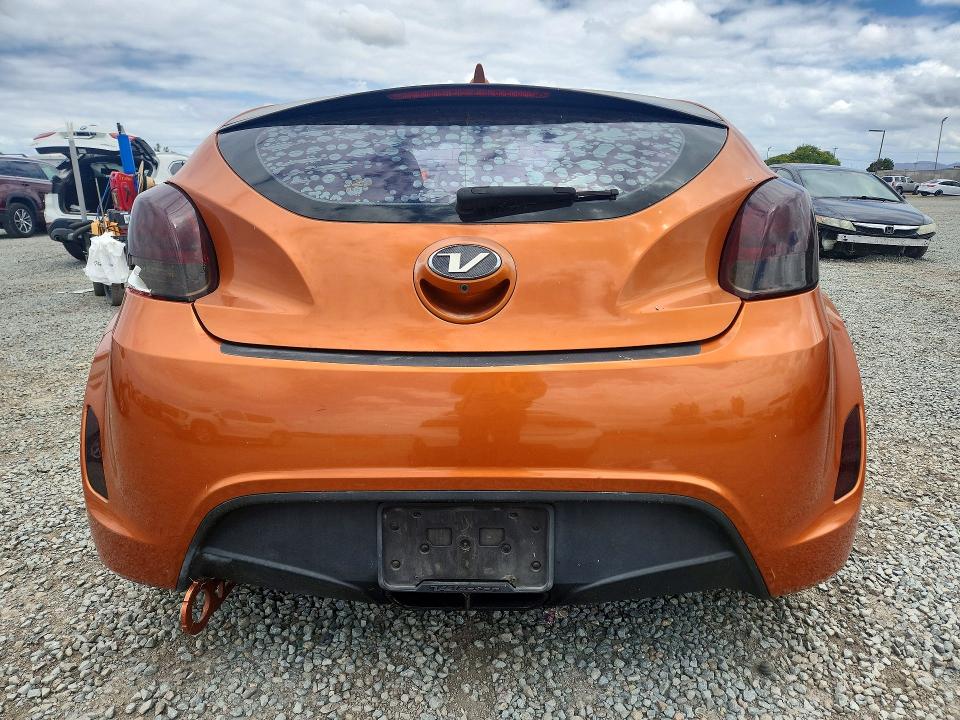 55100526 :رقم المزاد ، KMHTC6AD4FU223163 vin ، 2015 Hyundai Veloster مزاد بيع