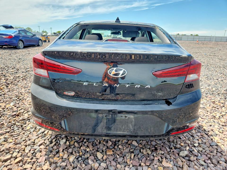 51914246 :رقم المزاد ، 5NPD84LF5LH581231 vin ، 2020 Hyundai Elantra مزاد بيع